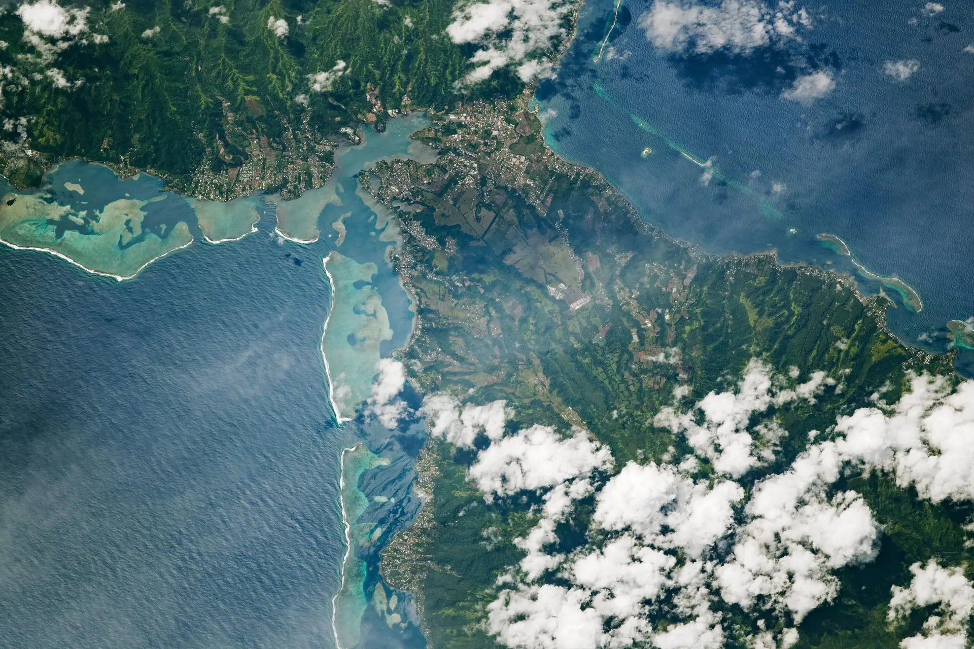 Vue de l’espace : Tahiti